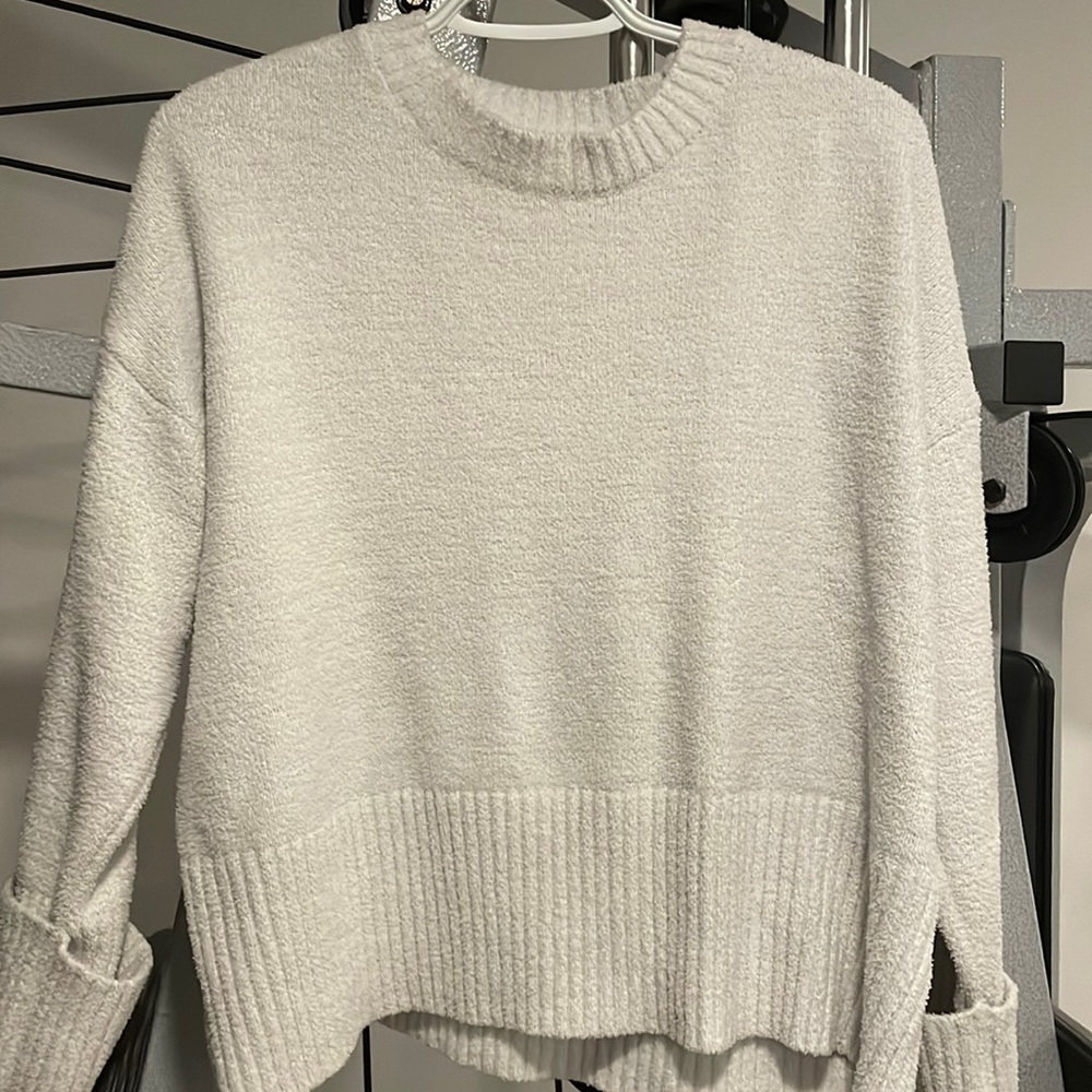 White crew neck sweater - Picture 4 of 5